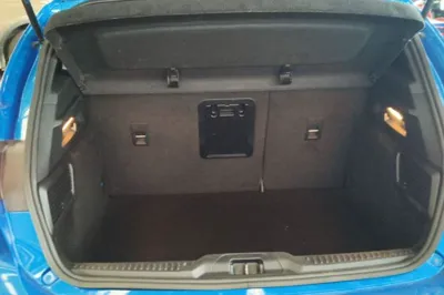 Ford Focus 2020, 63300 км, за 9895 USD - фото 22