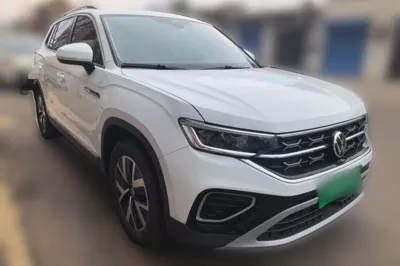 Volkswagen Tayron 2024, 17400 км, за 17496 USD