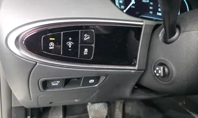 Genesis GV70 2023, 60453 км, за 23127.05 USD - фото 20