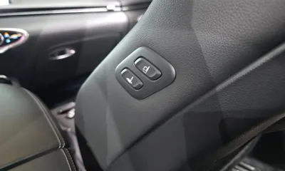 Genesis GV70 2023, 60453 км, за 23127.05 USD - фото 27