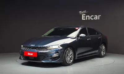 Kia K5 · 2023 год