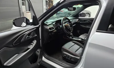 ChevroletGMDaewoo Trailblazer 2022, 31921 км, за 12025.11 USD - фото 10