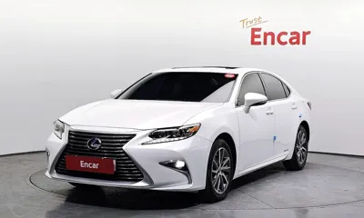 Lexus ES · 2016 год