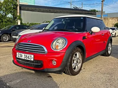 MINI Cooper · 2011 год