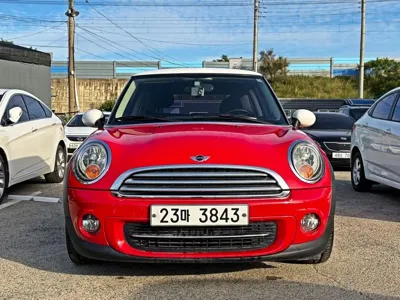 MINI Cooper 2011, 105151 км, за 1889.25 USD
