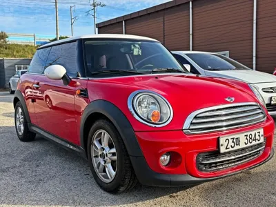 MINI Cooper 2011, 105151 км, за 1889.25 USD
