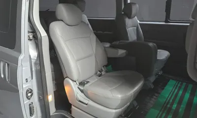 Hyundai Starex 2017, 44791 км, за 9844.73 USD - фото 13
