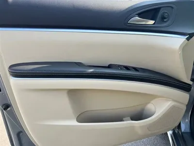 Buick GL8 2022, 50000 км, за 18859.84 USD
