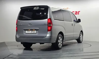 Hyundai Starex 2015, 186788 км, за 6276.84 USD
