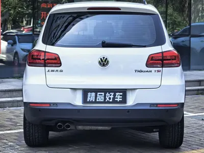 Volkswagen Tiguan 2015, 74000 км, за 6279.9 USD