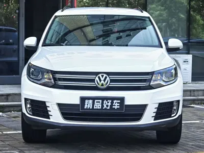 Volkswagen Tiguan 2015, 74000 км, за 6279.9 USD