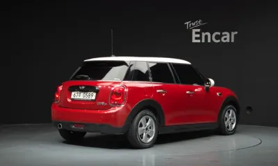 MINI Cooper 2016, 42968 км, за 5144.23 USD