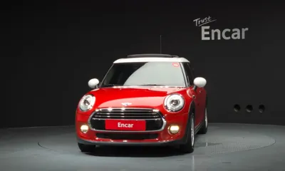 MINI Cooper 2016, 42968 км, за 5144.23 USD