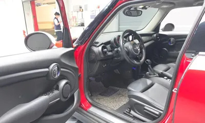 MINI Cooper 2016, 42968 км, за 5144.23 USD - фото 10