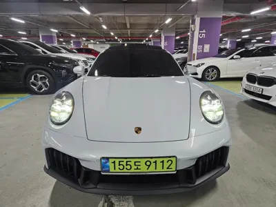 Porsche 911 2026, 5000 км, за 165886.17 USD