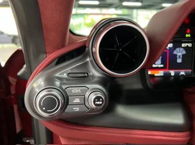 Ferrari F8 2022, 8500 км, за 321203.24 USD - фото 6