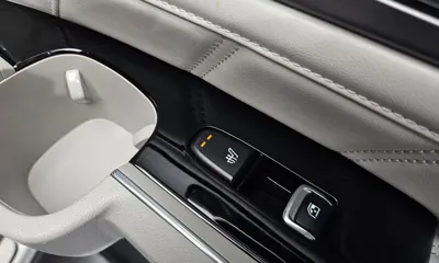 Kia Sorento 2024, 20874 км, за 28325.83 USD - фото 43