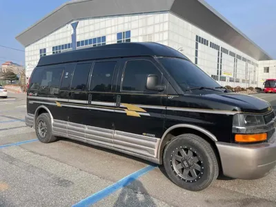 Chevrolet Express Van 2005, 45373 км, за 8259 USD