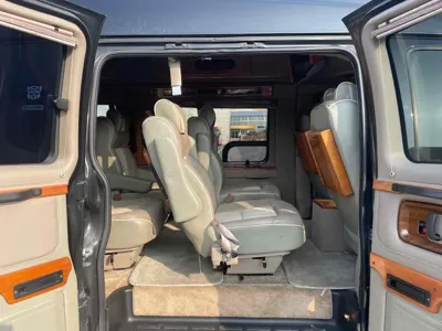 Chevrolet Express Van 2005, 45373 км, за 8205.33 USD - фото 16
