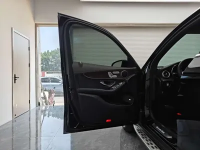 Mercedes-Benz GLC 2022, 108100 км, за 26984.06 USD - фото 8
