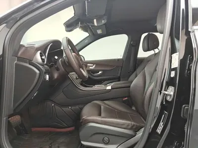Mercedes-Benz GLC 2022, 108100 км, за 26984.06 USD - фото 9