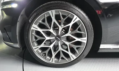 Genesis G90 2023, 103541 км, за 44234.55 USD