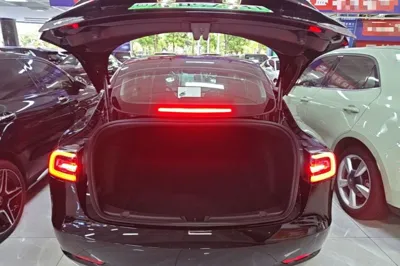Tesla Model 3 2020, 92000 км, за 17875 USD - фото 22