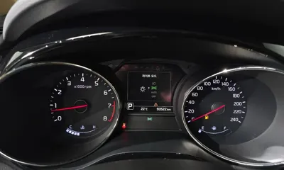 Kia Canival 2016, 93522 км, за 9100.95 USD - фото 8