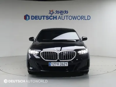BMW 5-Series · 2025 год