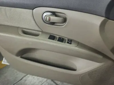 Nissan Livina 2011, 95700 км, за 2427.85 USD - фото 7