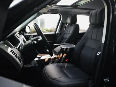 Land Rover Range Rover 2018, 60000 км, за 94619.43 USD