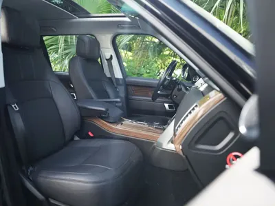 Land Rover Range Rover 2018, 60000 км, за 94619.43 USD - фото 9