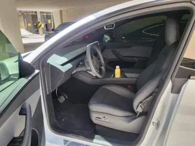 Tesla Model Y 2026, 730 км, за 22144.18 USD - фото 8