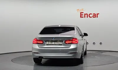 BMW 3-Series 2016, 175751 км, за 5854.81 USD
