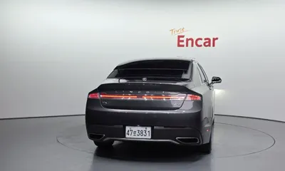 Lincoln MKZ 2018, 58348 км, за 12414.6 USD
