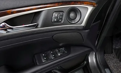 Lincoln MKZ 2018, 58348 км, за 12414.6 USD - фото 11