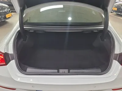 Mercedes-Benz CLA-Class 2021, 62719 км, за 31836.68 USD - фото 18