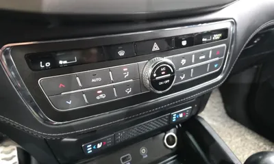 KG_Mobility_Ssangyong Rexton 2019, 200227 км, за 65636.08 USD - фото 16
