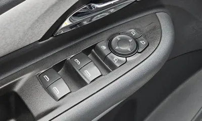 ChevroletGMDaewoo Bolt EV 2019, 93343 км, за 10437.18 USD - фото 28