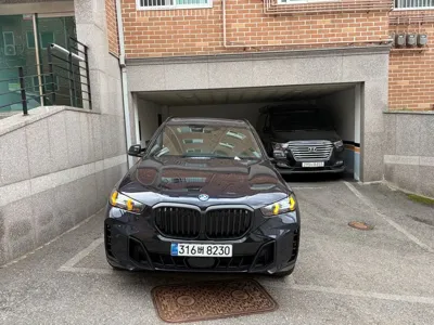 BMW X5 2026, 12111 км, за 81830.56 USD - фото 3
