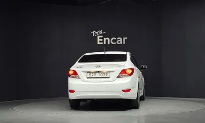 Hyundai Accent 2014, 124324 км, за 2756.99 USD