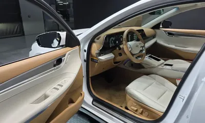 Hyundai Grandeur 2020, 71743 км, за 17395.3 USD - фото 10
