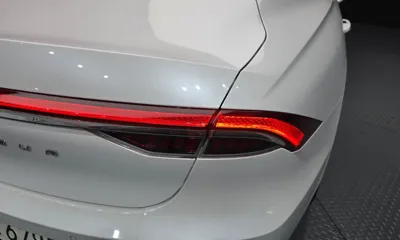 Hyundai Grandeur 2020, 71743 км, за 17395.3 USD - фото 23