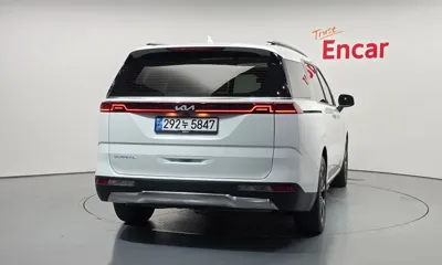 Kia Canival 2023, 44795 км, за 17915.32 USD