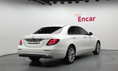 Mercedes-Benz E-Class 2019, 53159 км, за 21086.74 USD