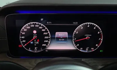 Mercedes-Benz E-Class 2019, 53159 км, за 21086.74 USD - фото 8
