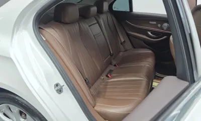 Mercedes-Benz E-Class 2019, 53159 км, за 21086.74 USD - фото 12