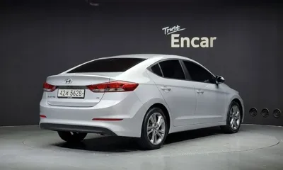 Hyundai Avante 2018, 128490 км, за 4879.01 USD