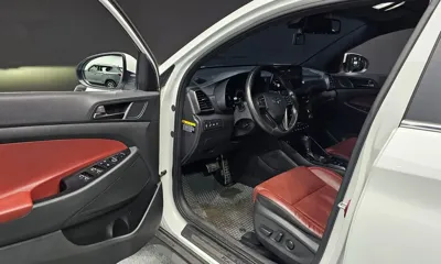Hyundai Tucson 2019, 98373 км, за 10860.92 USD - фото 10
