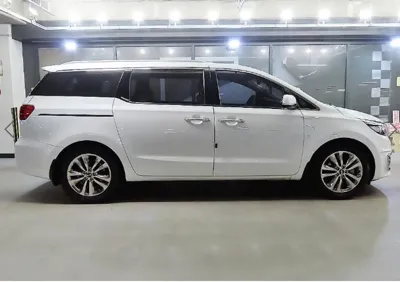 Kia Canival 2015, 120600 км, за 7683.79 USD